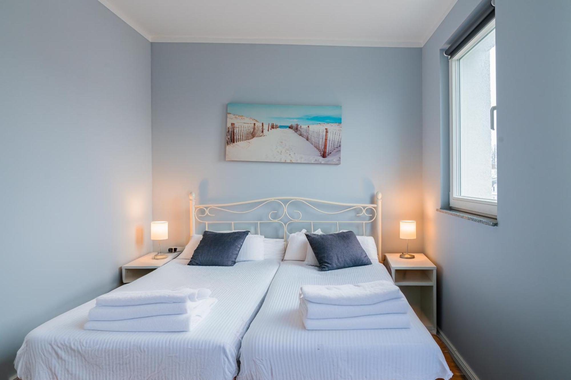 Apartmenthaus Chrischanshof ロストック エクステリア 写真